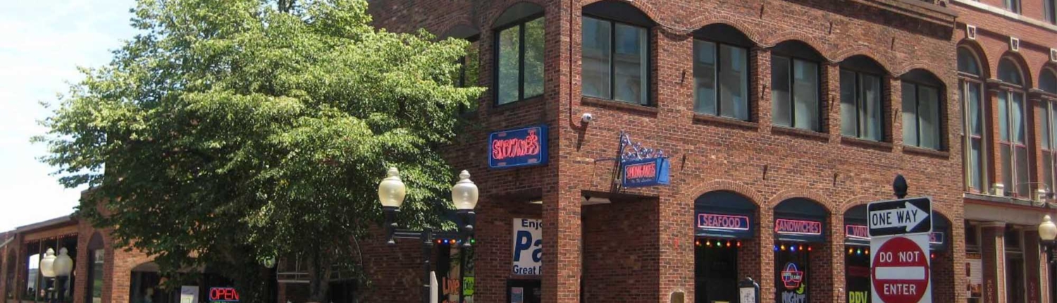 a corner building on laclede's landing in downtown st. louis october 2